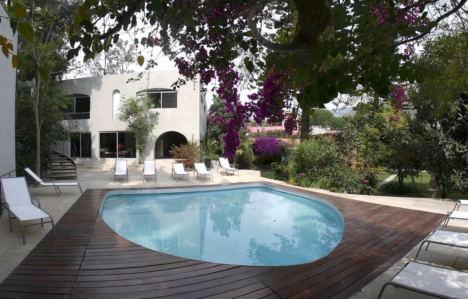 Casa Tepoztlán pool and garden