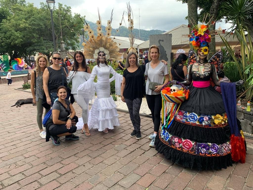 Folk dancers in traditional dress in Tepoztlán