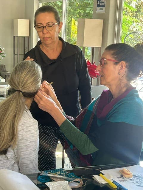 An acupressure treatment during the retreat